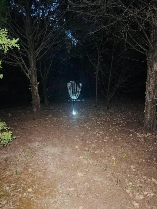 Villa Bastrop Tiny Disc Golf Retreat Extérieur photo